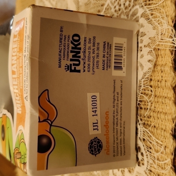 FUNKO Pop TMT Michelangelo #62, Nickelodeon Series, New in Box - Picture 6 of 6